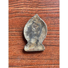 โหลดรูปภาพลงในเครื่องมือใช้ดูของ Gallery Thai Amulet Somdej Style From Wat Lopburi Cultural Keepsake
