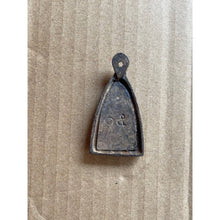 โหลดรูปภาพลงในเครื่องมือใช้ดูของ Gallery Thai Amulet Coin Buddhist Monk Antique Metal Collectible
