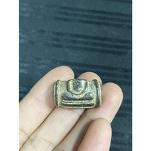 โหลดรูปภาพลงในเครื่องมือใช้ดูของ Gallery Thai Amulet Somdej Style Lead Alloy Collectible Cultural Keepsake
