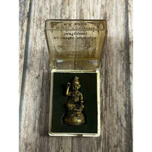 โหลดรูปภาพลงในเครื่องมือใช้ดูของ Gallery Thai Amulet Buddhist Monk From Wat Sri Uthumphon Collectible Piece
