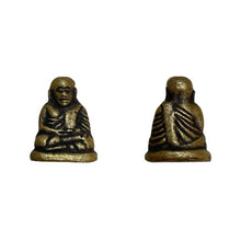 โหลดรูปภาพลงในเครื่องมือใช้ดูของ Gallery Buddhist Monk Inspired Thai Amulet Coin From Wat Bang Klan, Phichit 
Thai Amule
