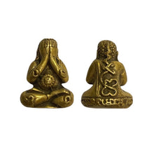 โหลดรูปภาพลงในเครื่องมือใช้ดูของ Gallery Thai Amulet Luang Pu Mun, Brass Material, Cultural Keepsake 
Thai A
